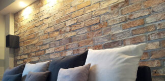 Płytki z cegły na ścianę