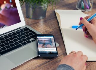 Jak pochwalić pracodawce?